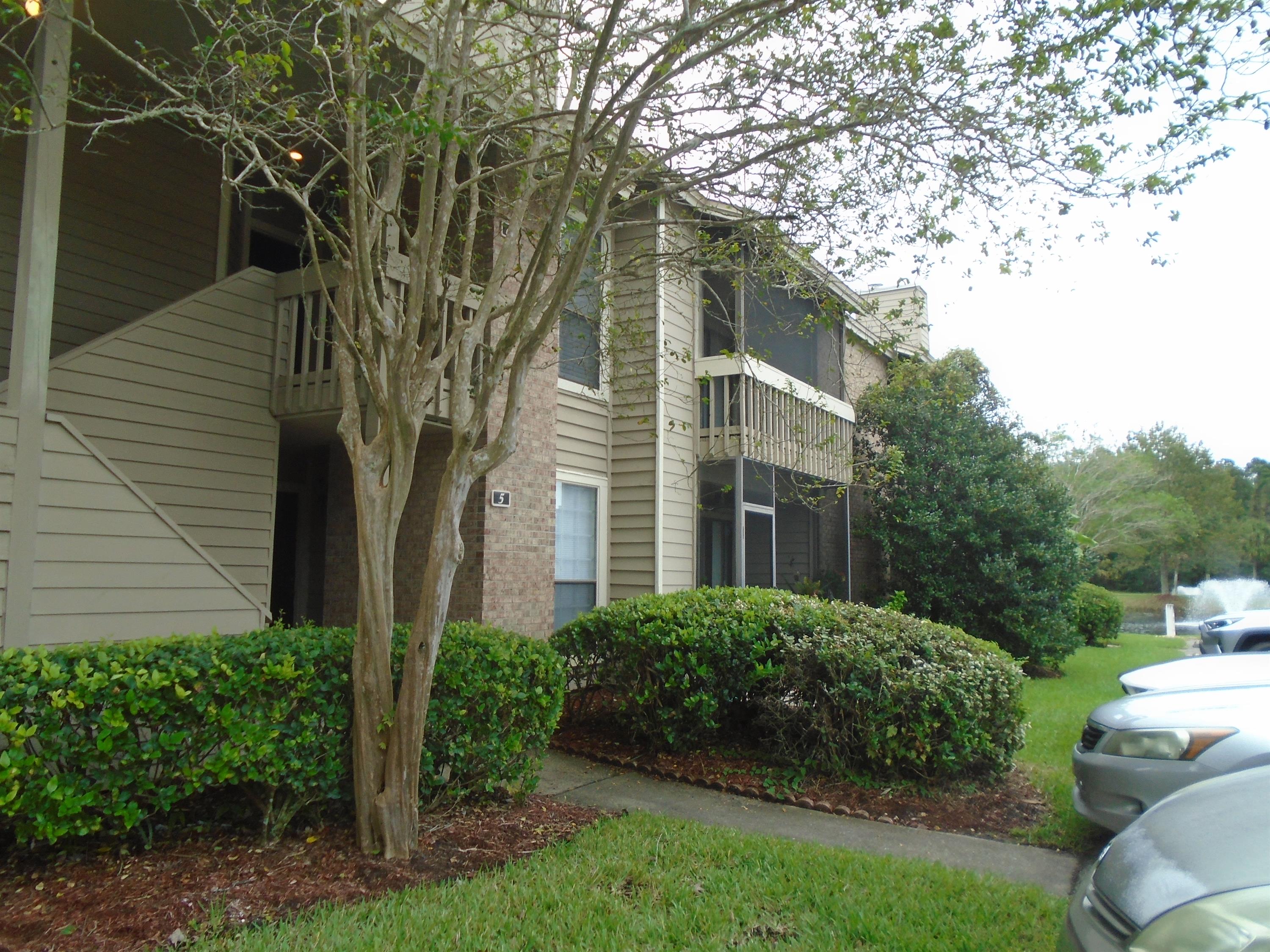 10200 Belle Rive Bldg #1 Unit # 6 - 1